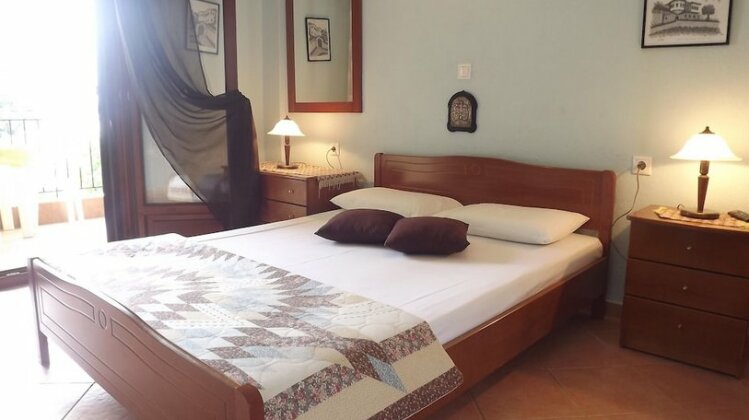 Pefka Studios & Apartments - Photo3