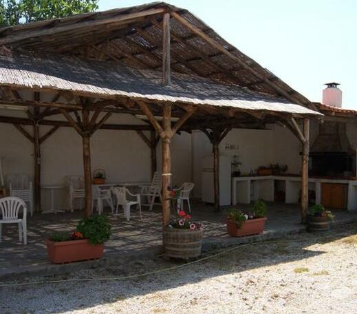 Vamvini Hotel - Photo2