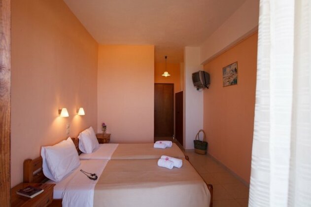 Babis Hotel - Photo4