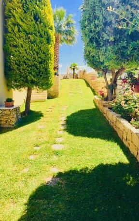 Princess Of Crete - Photo3