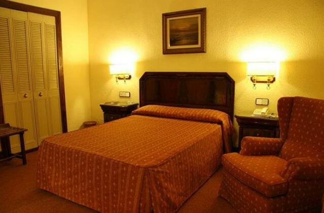 Helios Apartments Skiathos Town - Photo5