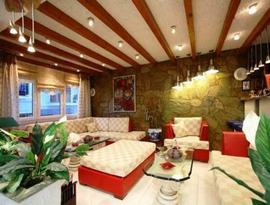 Thymis Home - Photo3