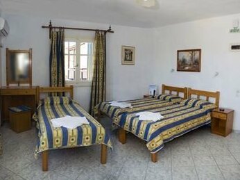 Alexandros Rooms & Studios - Photo4