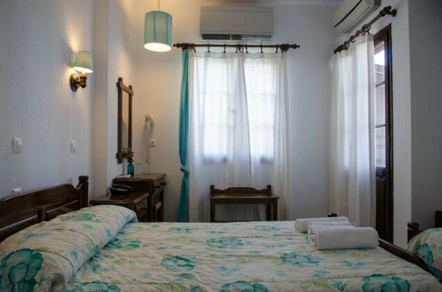 Elli Hotel - Photo3