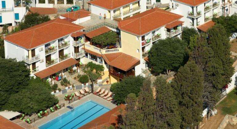 Ionia Hotel - Photo2