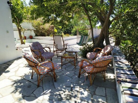 Skopelos Alikias Six Guest House - Photo2