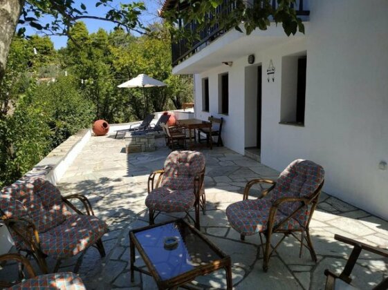 Skopelos Alikias Six Guest House - Photo5