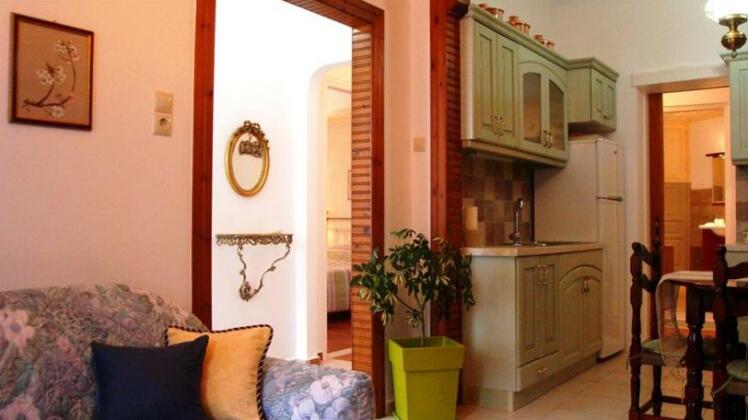 Spring Bliss Garden House - Photo4