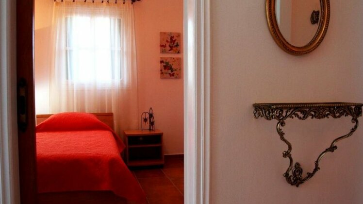 Spring Bliss Garden House - Photo5