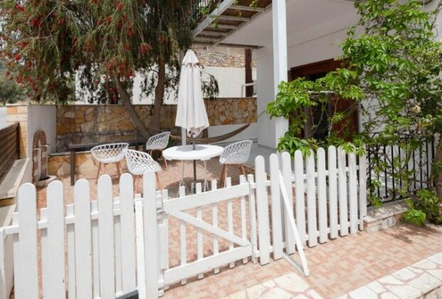 Galini Studios & Apartments - Photo4