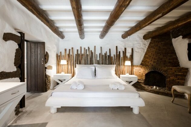 Monastery Estate Guesthouse - Photo4