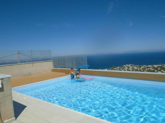Family Home Saronida - Photo2