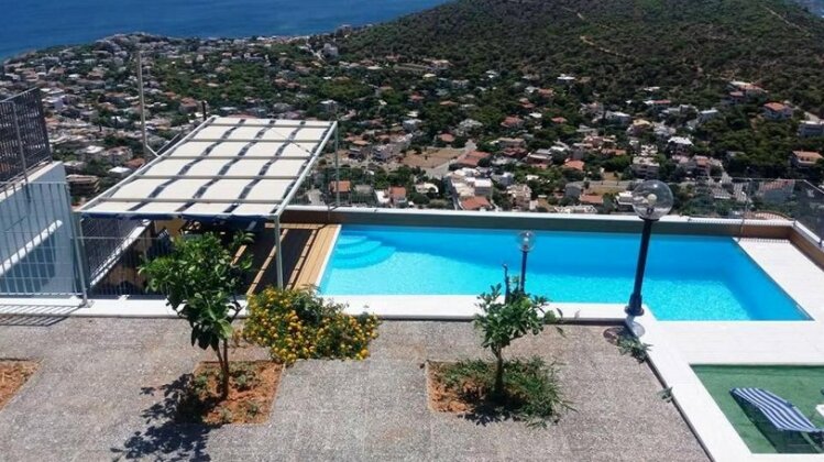 Family Home Saronida - Photo3