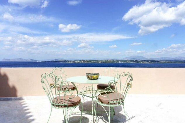 Maison Suisse with sea view in Spetses town - Photo3