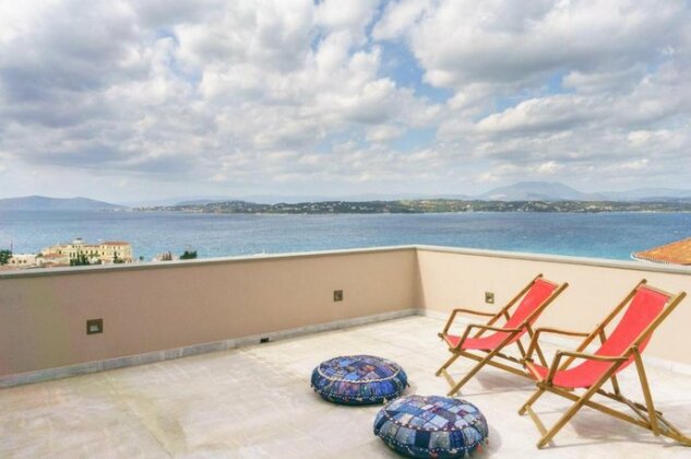 Maison Suisse with sea view in Spetses town - Photo4