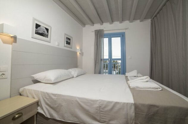 Almyra Guesthouse - Photo3