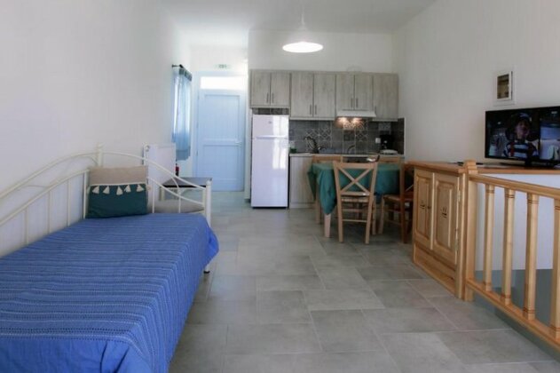 Amphitrite Apartments Skyros - Photo5