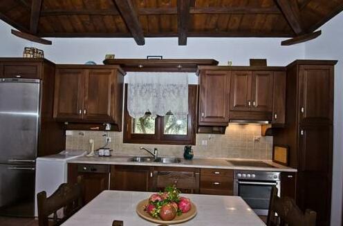 Vatellis Villas - Photo4