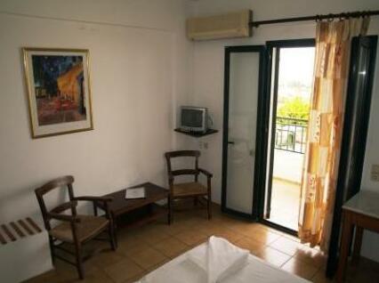 Anastasia Hotel - Photo5