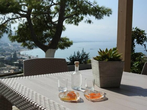 Blue View Villas - Photo2