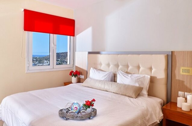 Everest Apartments - Photo4