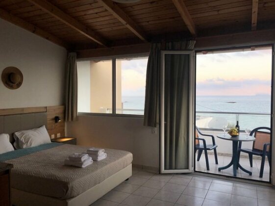 George Apartments Stalis - Photo4