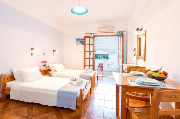 Kostas Apartments Stalis - Photo2