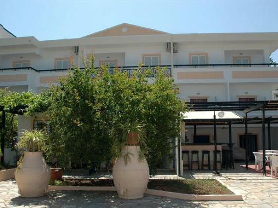 Niki Apartments Stalis - Photo4