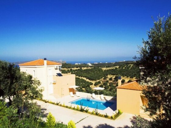 Olive Tree Hillside Apartment