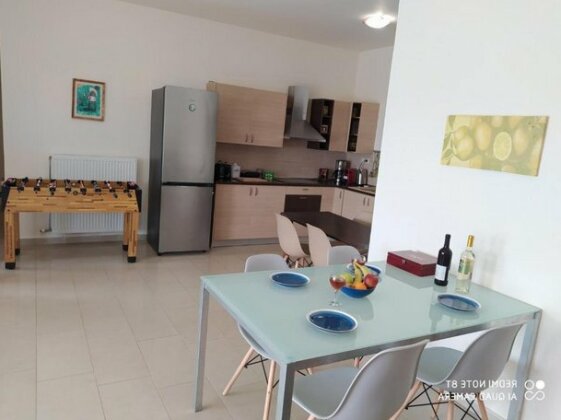 Olive Tree Hillside Apartment - Photo3