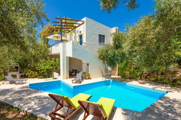 Villa Dimitra Stalos - Photo2