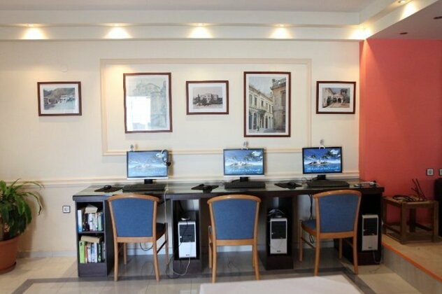 Astrid Hotel Apartments Stavromenos - Photo2