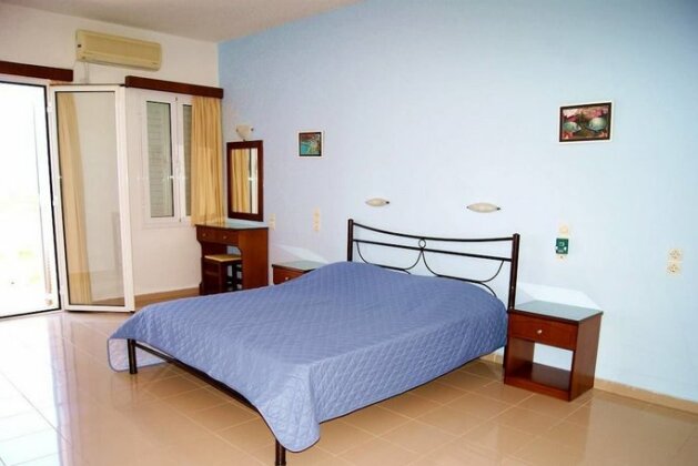Nautica Hotel Apartments - Photo4