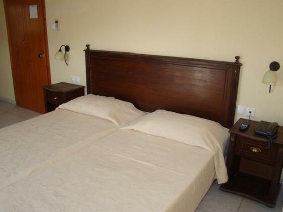 Rihios Hotel - Photo5