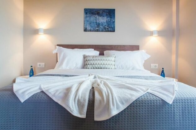 Evelyn Hotel Stavros - Photo2