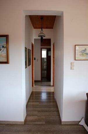 Theros Beach House - Photo5