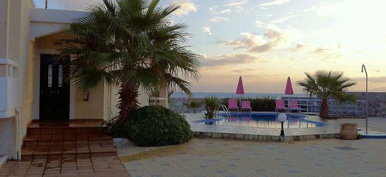 Vlamis Villas Akrotiri Crete - Photo3