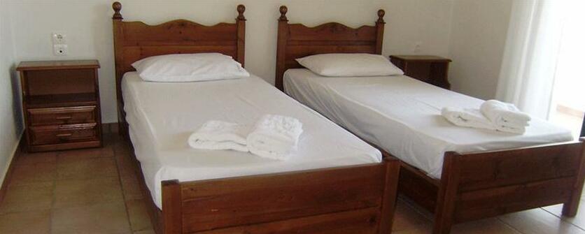Vlamis Villas Akrotiri Crete - Photo5