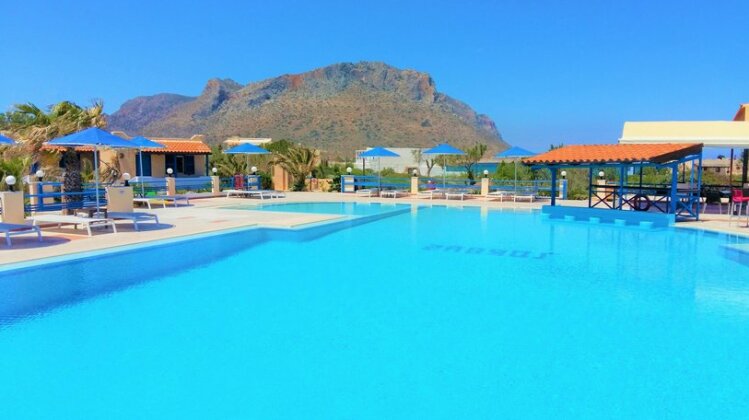 Zorbas Beach Village Hotel - Photo4
