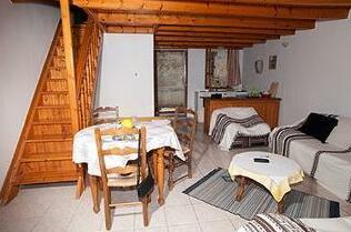 Anna Apt - Photo2