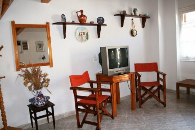 Symi Port View Apartment - Photo2