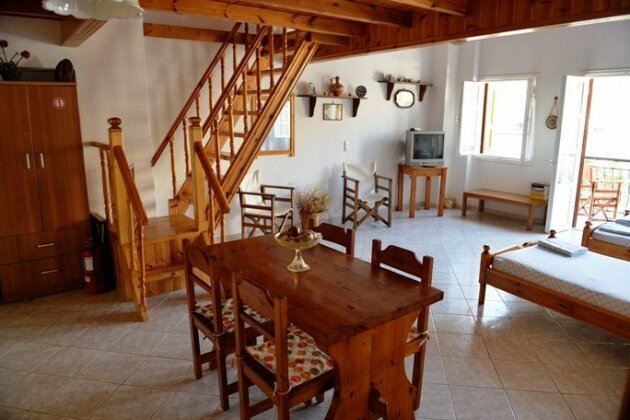 Symi Port View Apartment - Photo3