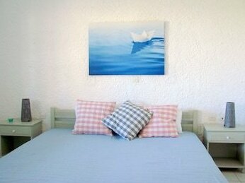 Aegialis Studios & Rooms - Photo2