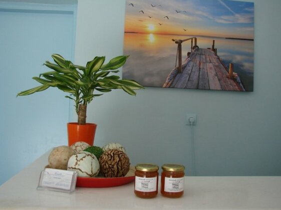 Aegialis Studios & Rooms - Photo3