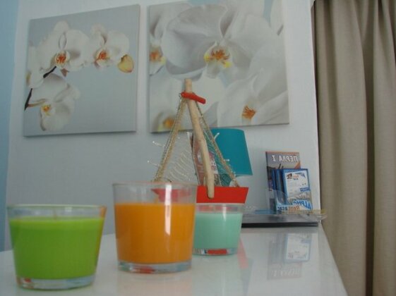 Aegialis Studios & Rooms - Photo4