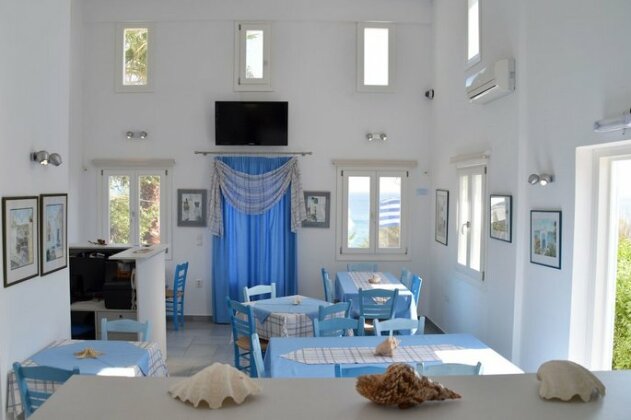 Agnadi Syros Studios & Rooms - Photo4