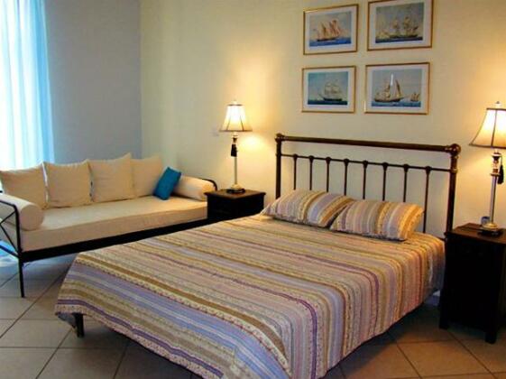 Antouanetta Apartments - Photo5