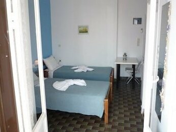 Apanemia Rooms - Photo4