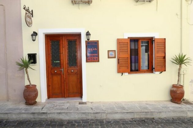 Avra Rooms Syros - Photo2