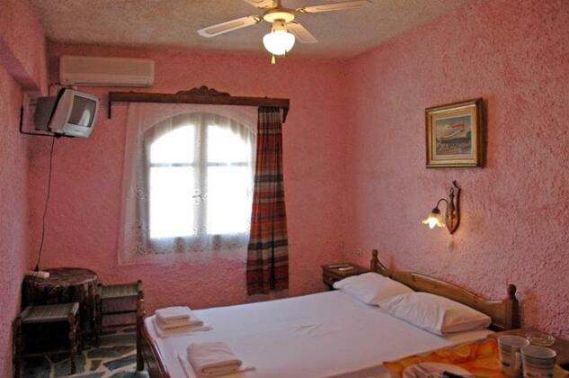 Dendrinos House - Photo3